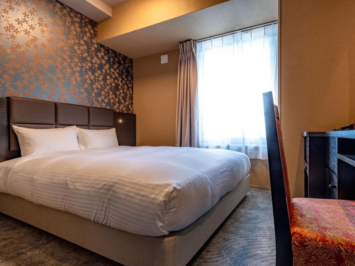 Hotel Wbf Shin-Osaka Skytower Zewnętrze zdjęcie