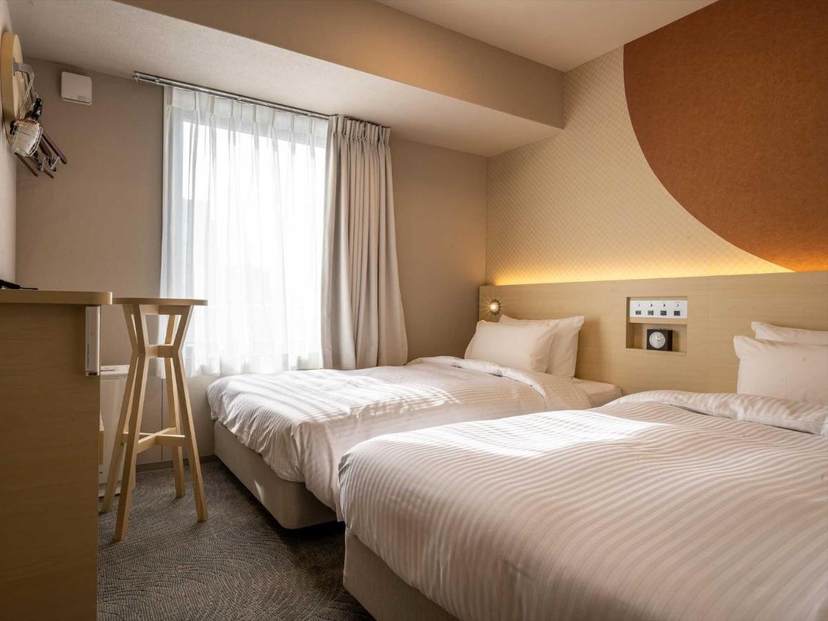 Hotel Wbf Shin-Osaka Skytower Zewnętrze zdjęcie